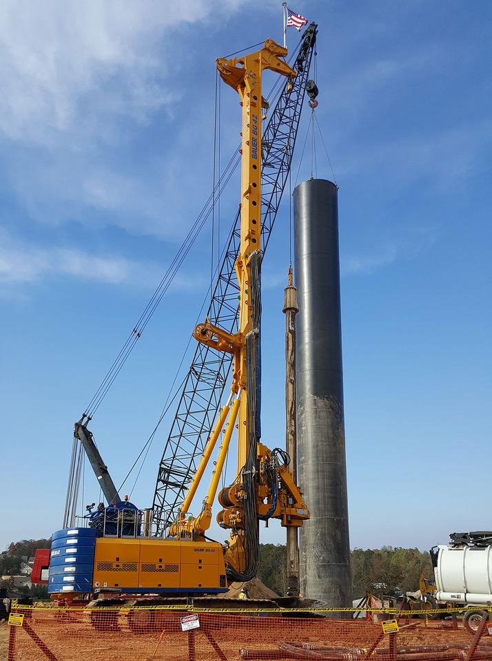 Bauer BG42 - Martillo de hinca de pilotes: foto 3 Bauer BG42 - Martillo de hinca de pilotes: foto 3