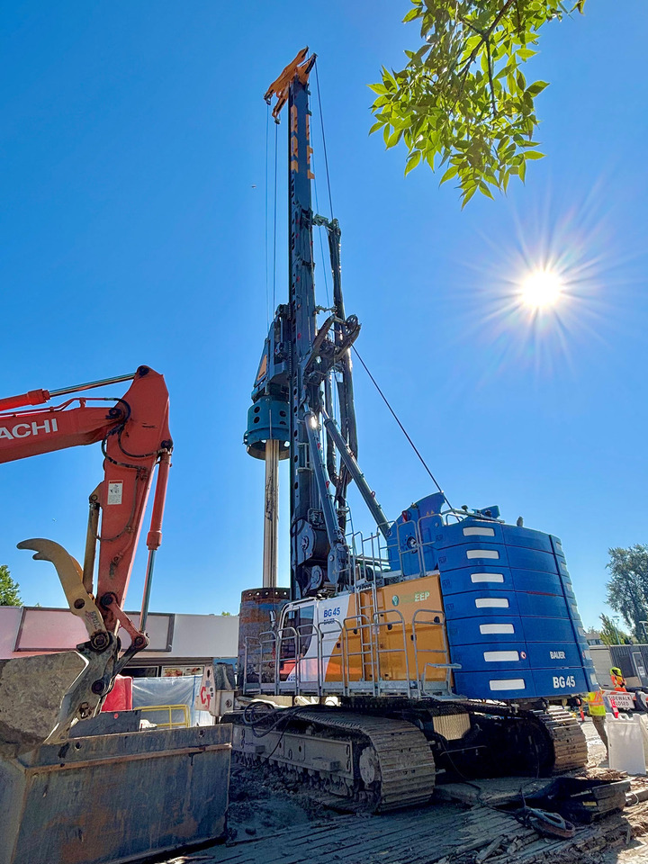 Bauer BG45 - Martillo de hinca de pilotes: foto 4 Bauer BG45 - Martillo de hinca de pilotes: foto 4