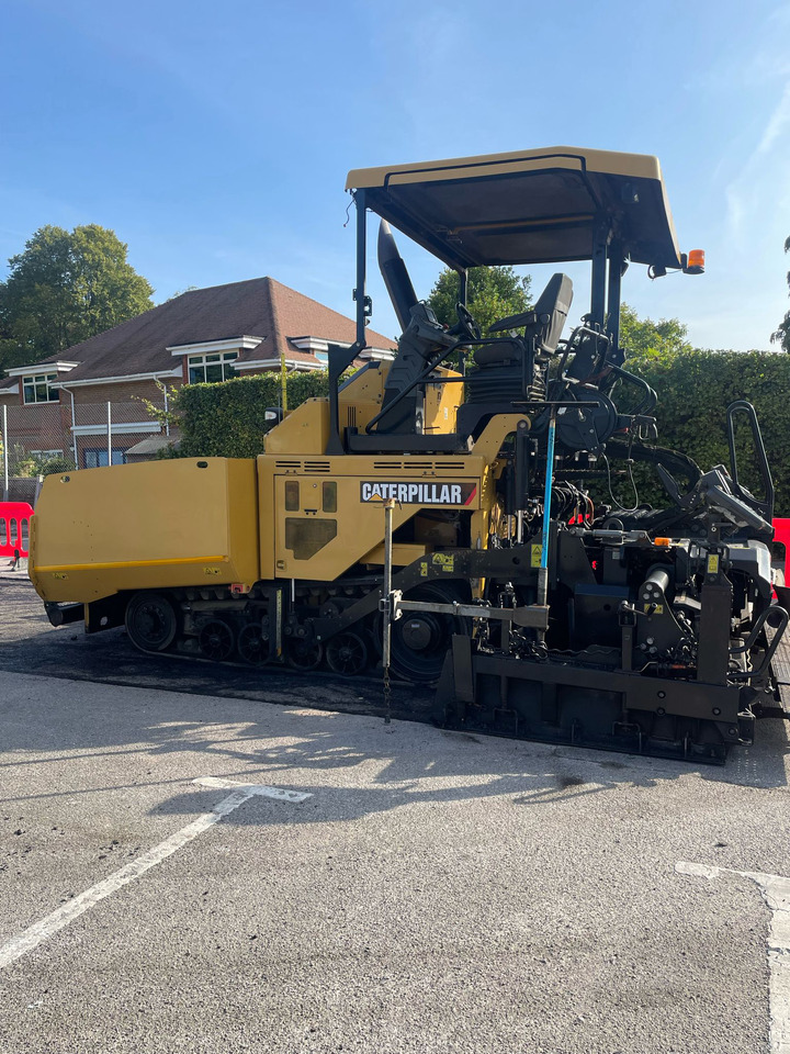 Caterpillar AP 555 F - Pavimentadora de asfalto: foto 2 Caterpillar AP 555 F - Pavimentadora de asfalto: foto 2