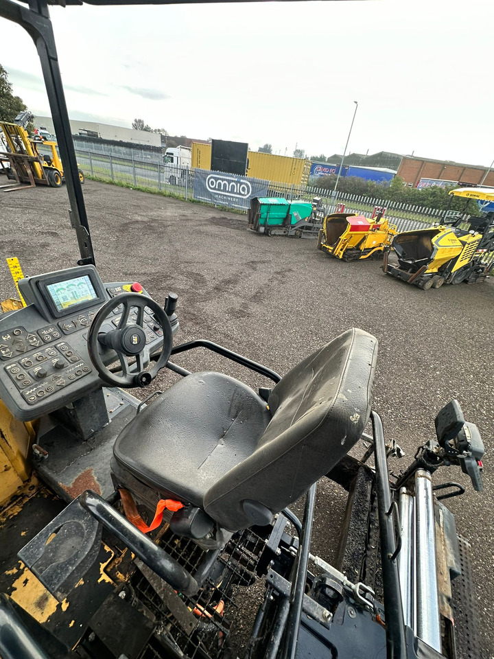 Pavimentadora de asfalto Caterpillar AP500F: foto 11