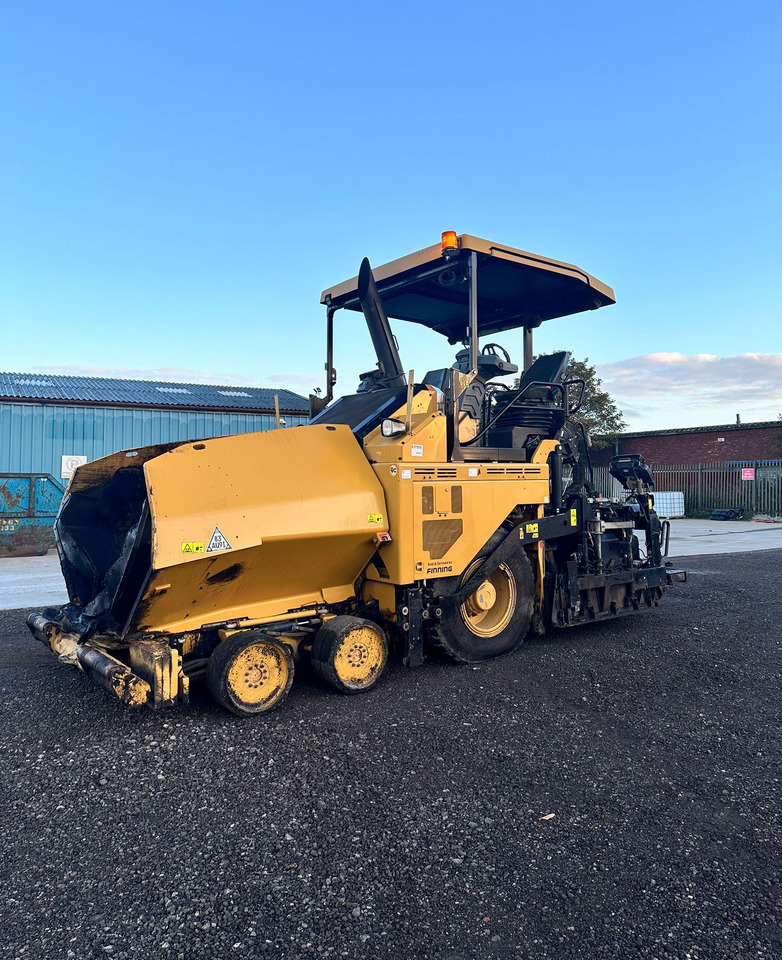 Caterpillar AP500F - Pavimentadora de asfalto: foto 1 Caterpillar AP500F - Pavimentadora de asfalto: foto 1