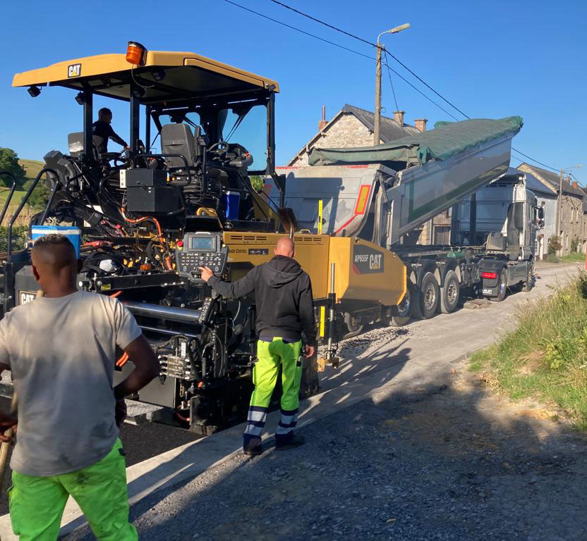 Caterpillar AP655F - Pavimentadora de asfalto: foto 4 Caterpillar AP655F - Pavimentadora de asfalto: foto 4