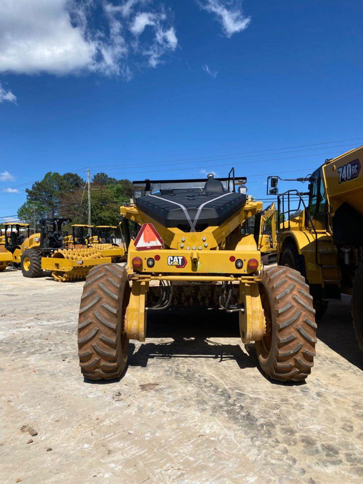 Estabilizador de suelos Caterpillar RM400: foto 6