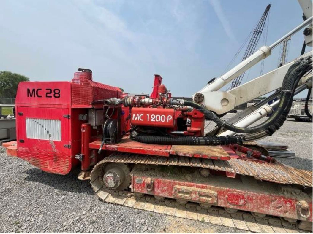 Comacchio MC-1200P - Martillo de hinca de pilotes: foto 3 Comacchio MC-1200P - Martillo de hinca de pilotes: foto 3