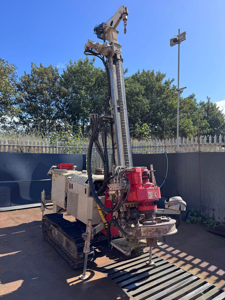 Comacchio MC4 - Martillo de hinca de pilotes: foto 3 Comacchio MC4 - Martillo de hinca de pilotes: foto 3