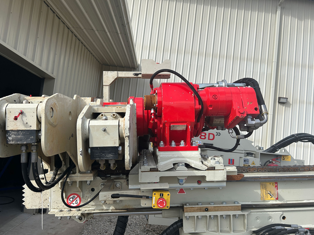 Comacchio MC4D - Martillo de hinca de pilotes: foto 3 Comacchio MC4D - Martillo de hinca de pilotes: foto 3