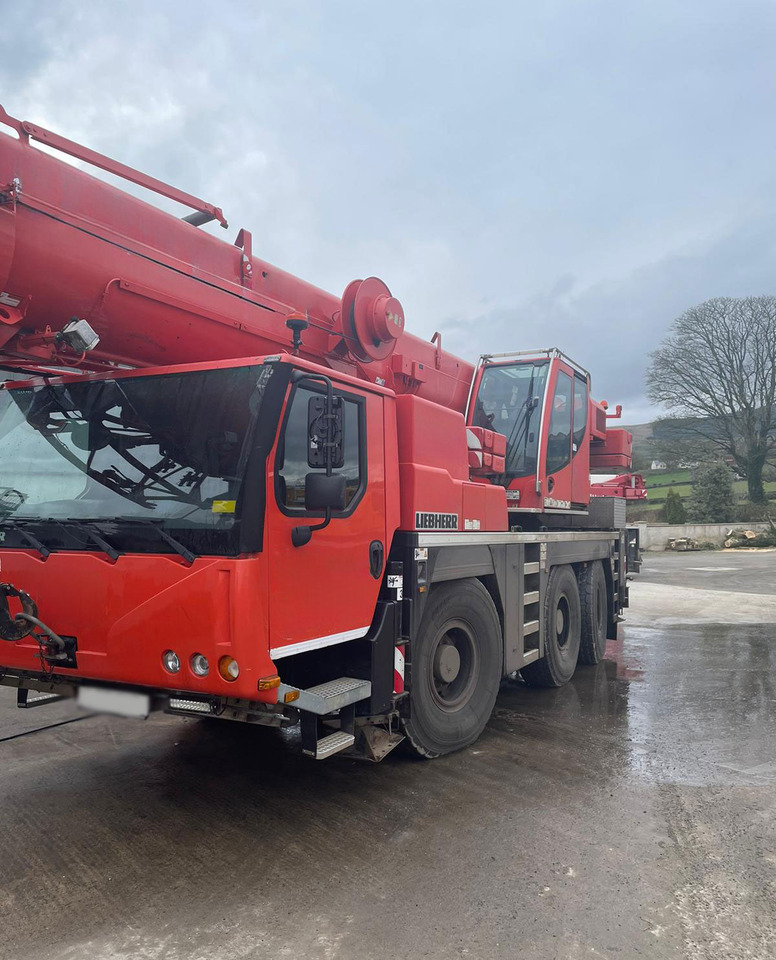 Liebherr LTM 1055-3.1 - Autogrúa: foto 1 Liebherr LTM 1055-3.1 - Autogrúa: foto 1