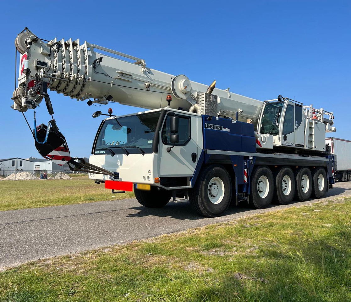 Liebherr LTM 1095-5.1 - Autogrúa: foto 1 Liebherr LTM 1095-5.1 - Autogrúa: foto 1