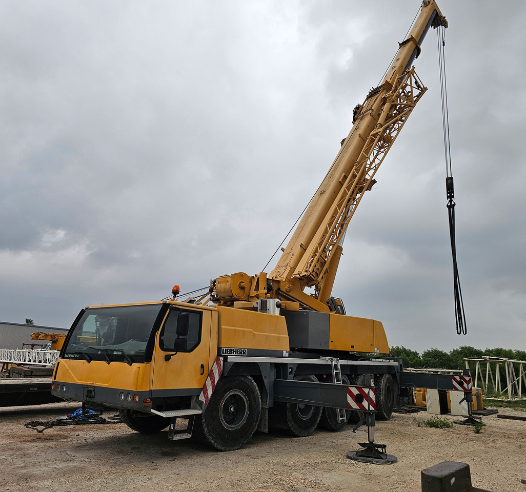 Liebherr LTM 1100-5.2 - Autogrúa: foto 1 Liebherr LTM 1100-5.2 - Autogrúa: foto 1