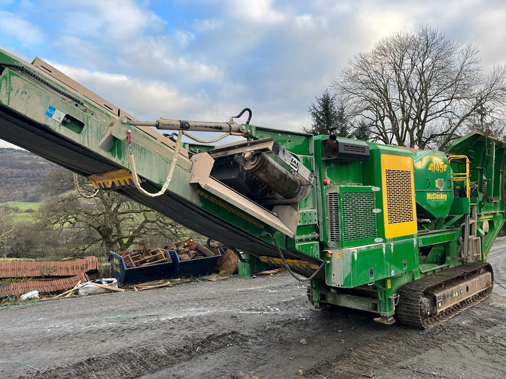 McCloskey J45 - Trituradora de mandíbula: foto 2 McCloskey J45 - Trituradora de mandíbula: foto 2