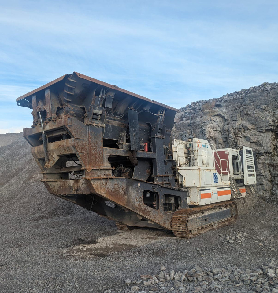Metso LT 3054 - Trituradora de mandíbula: foto 1 Metso LT 3054 - Trituradora de mandíbula: foto 1