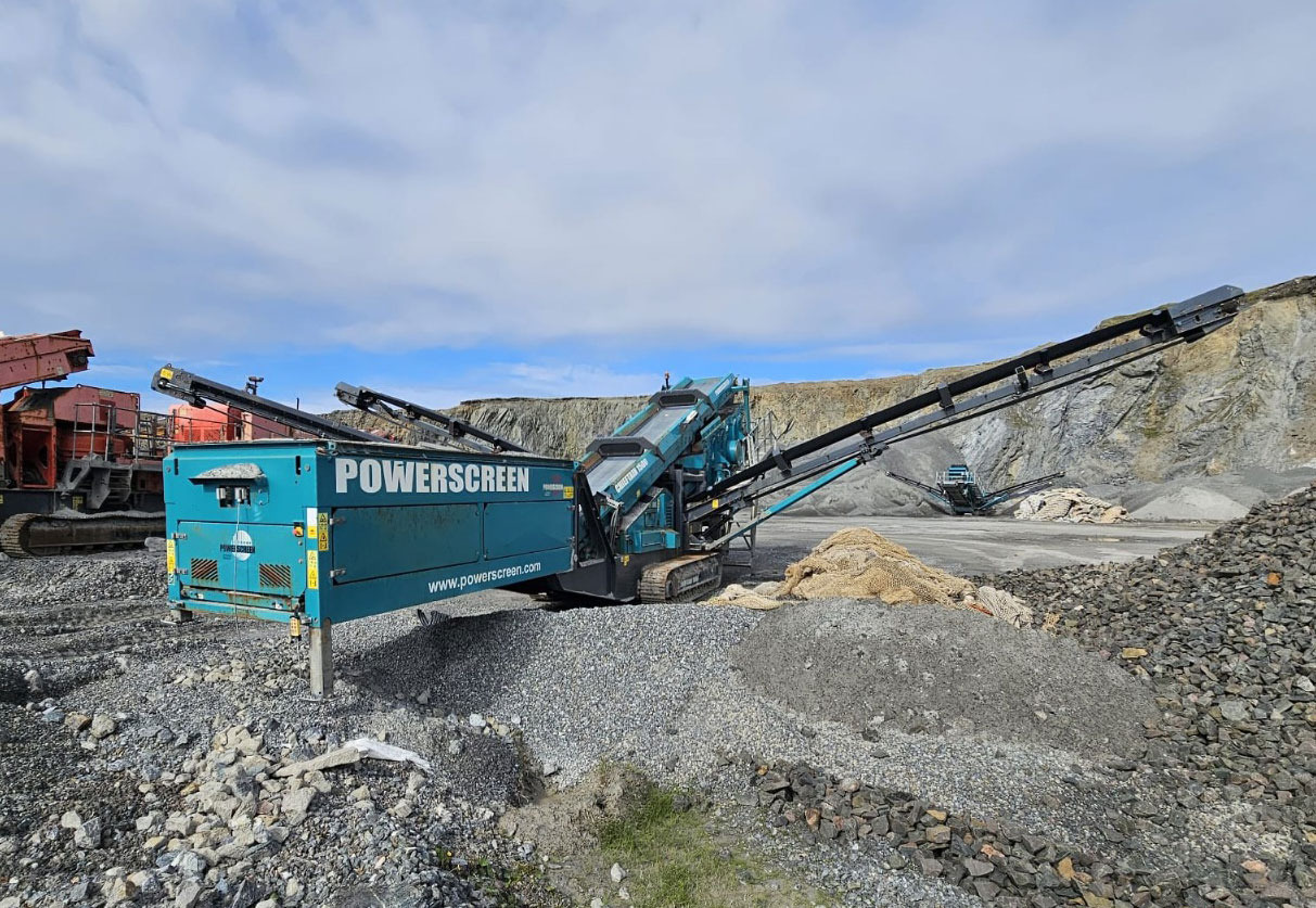Powerscreen Chieftain 1500 3D - Cribadora: foto 4 Powerscreen Chieftain 1500 3D - Cribadora: foto 4