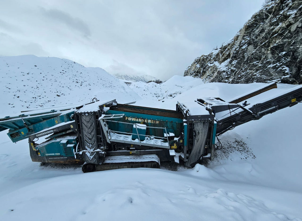 Powerscreen Warrior 1800 - Cribadora: foto 3 Powerscreen Warrior 1800 - Cribadora: foto 3