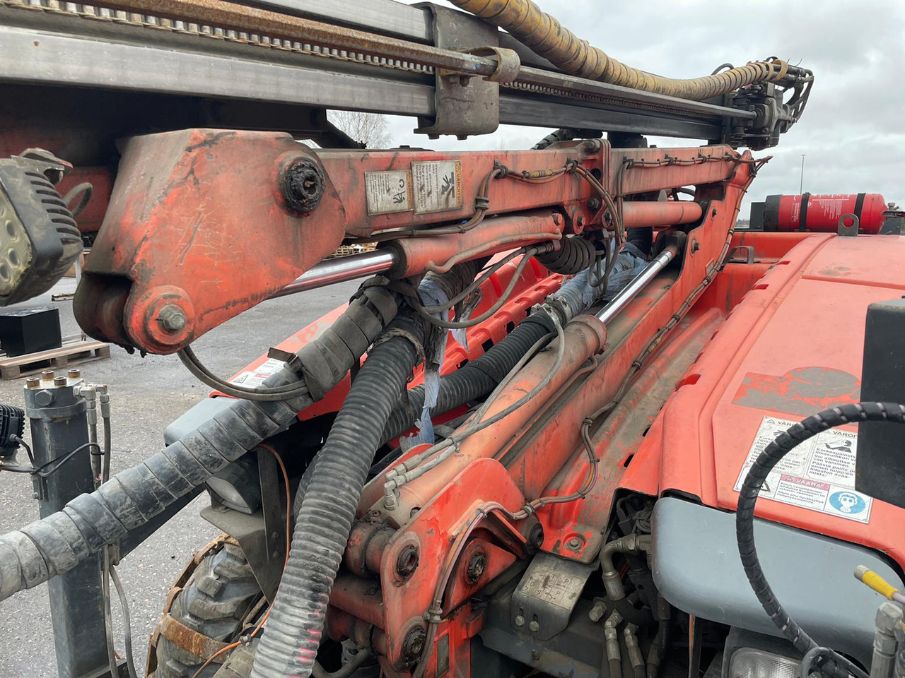 Sandvik Commando DC125R - Perforadora: foto 4 Sandvik Commando DC125R - Perforadora: foto 4