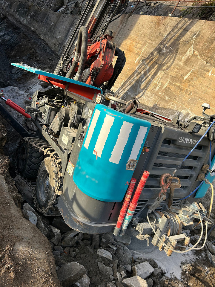 Sandvik Commando DC300Ri - Perforadora: foto 2 Sandvik Commando DC300Ri - Perforadora: foto 2