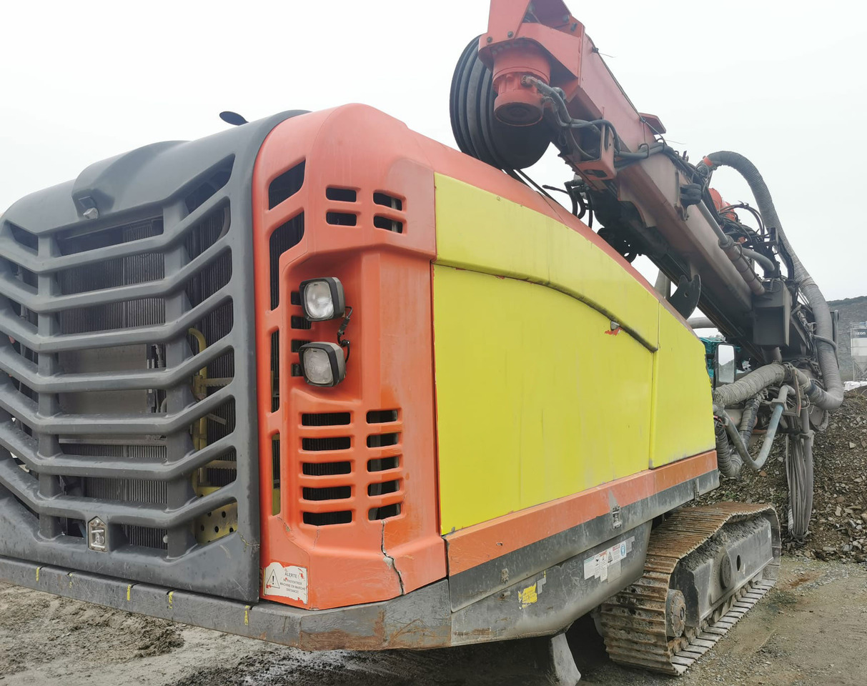 Sandvik DI550 - Perforadora: foto 4 Sandvik DI550 - Perforadora: foto 4