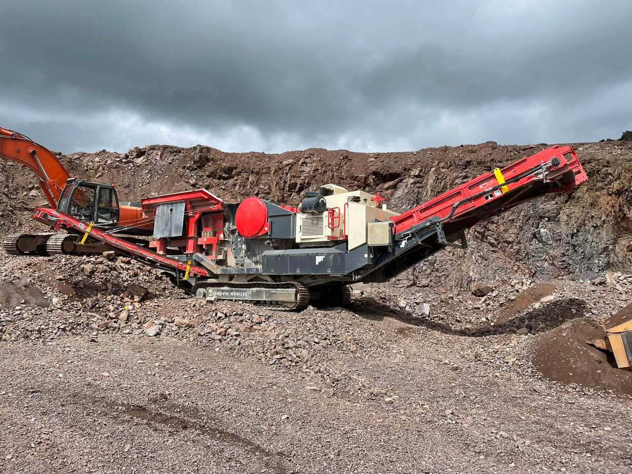 Sandvik UJ440i - Trituradora de mandíbula: foto 2 Sandvik UJ440i - Trituradora de mandíbula: foto 2