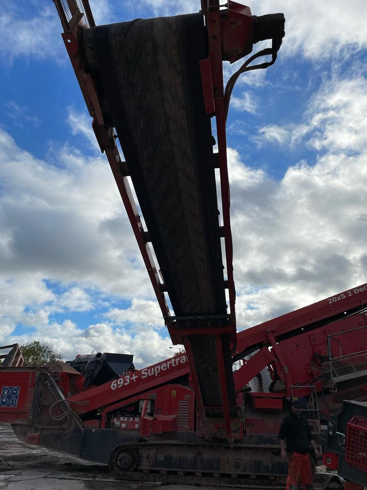 Terex Finlay 693+ - Cribadora: foto 5 Terex Finlay 693+ - Cribadora: foto 5