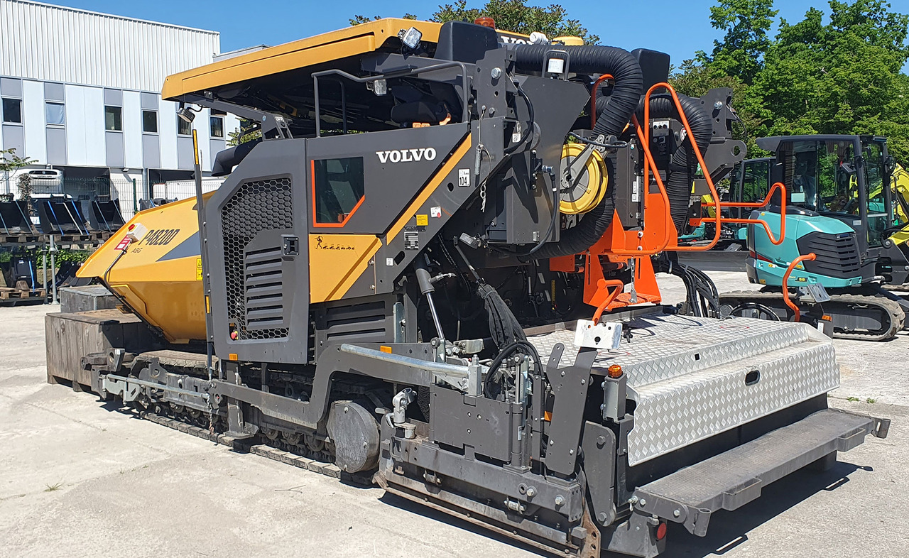 Volvo ABG P4820D - Pavimentadora de asfalto: foto 4 Volvo ABG P4820D - Pavimentadora de asfalto: foto 4
