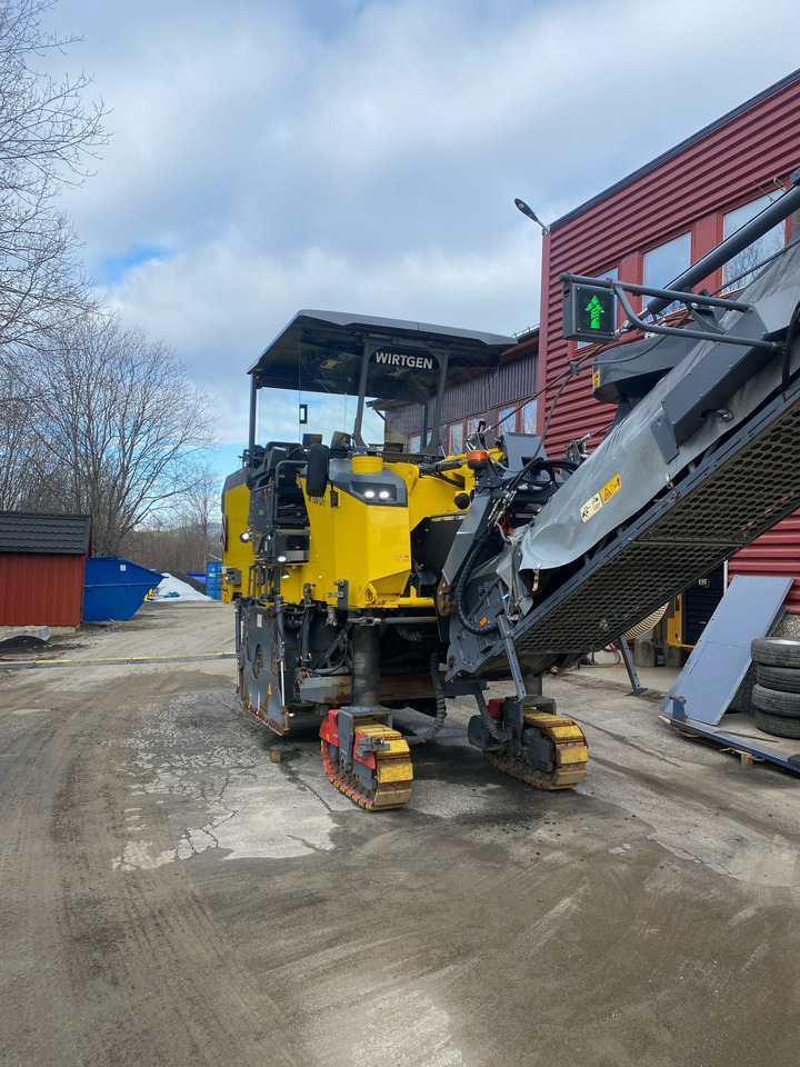 Wirtgen W 150 CFI - Fresadora en frío: foto 4 Wirtgen W 150 CFI - Fresadora en frío: foto 4