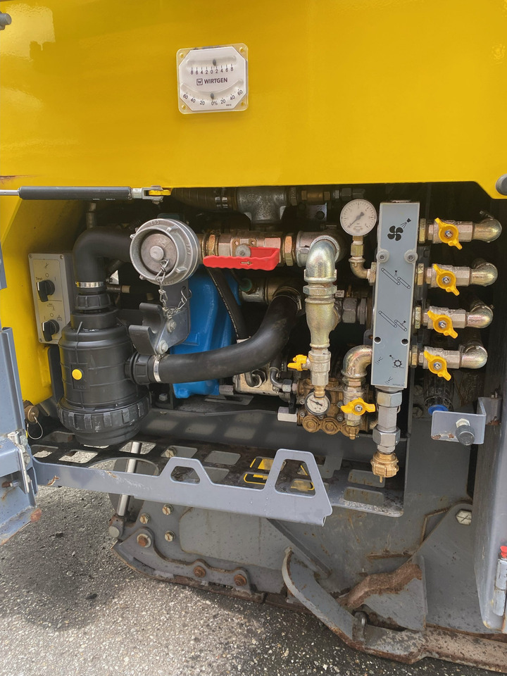 Wirtgen W 150 CFI - Fresadora en frío: foto 5 Wirtgen W 150 CFI - Fresadora en frío: foto 5