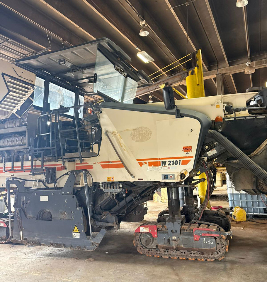 Wirtgen W 210 i - Fresadora en frío: foto 4 Wirtgen W 210 i - Fresadora en frío: foto 4