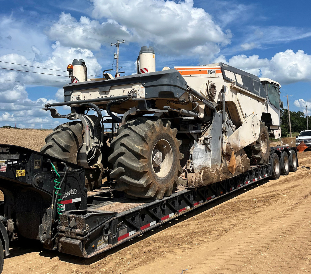 Wirtgen WR 240 I - Estabilizador de suelos: foto 3 Wirtgen WR 240 I - Estabilizador de suelos: foto 3