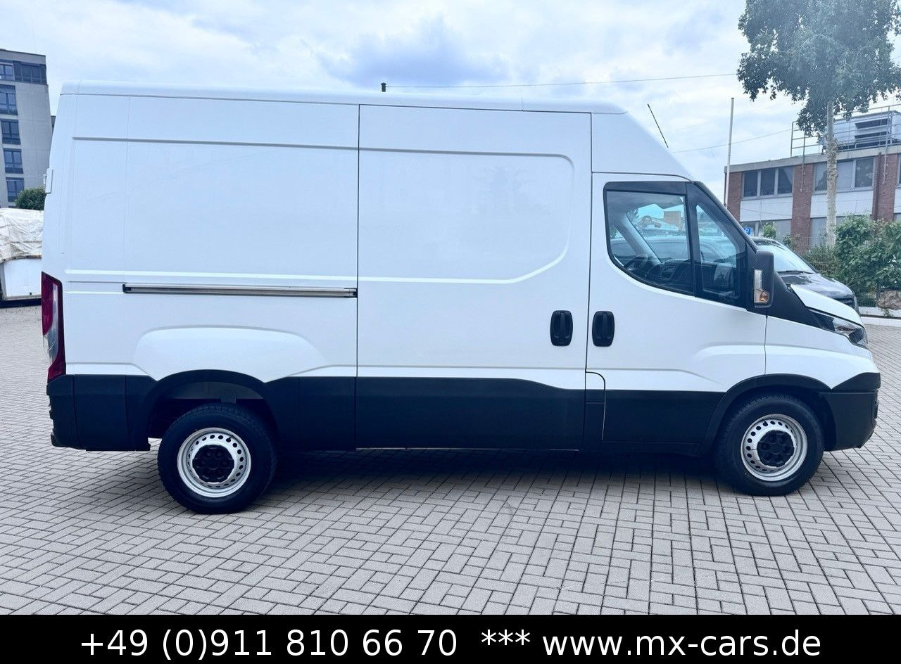 Iveco Daily 35S11 Kasten L2H2 - Furgón: foto 4 Iveco Daily 35S11 Kasten L2H2 - Furgón: foto 4