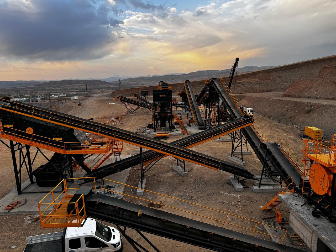 Machacadora nuevo FABO crusher - stone crusher - crushers: foto 12 Machacadora nuevo FABO crusher - stone crusher - crushers: foto 12