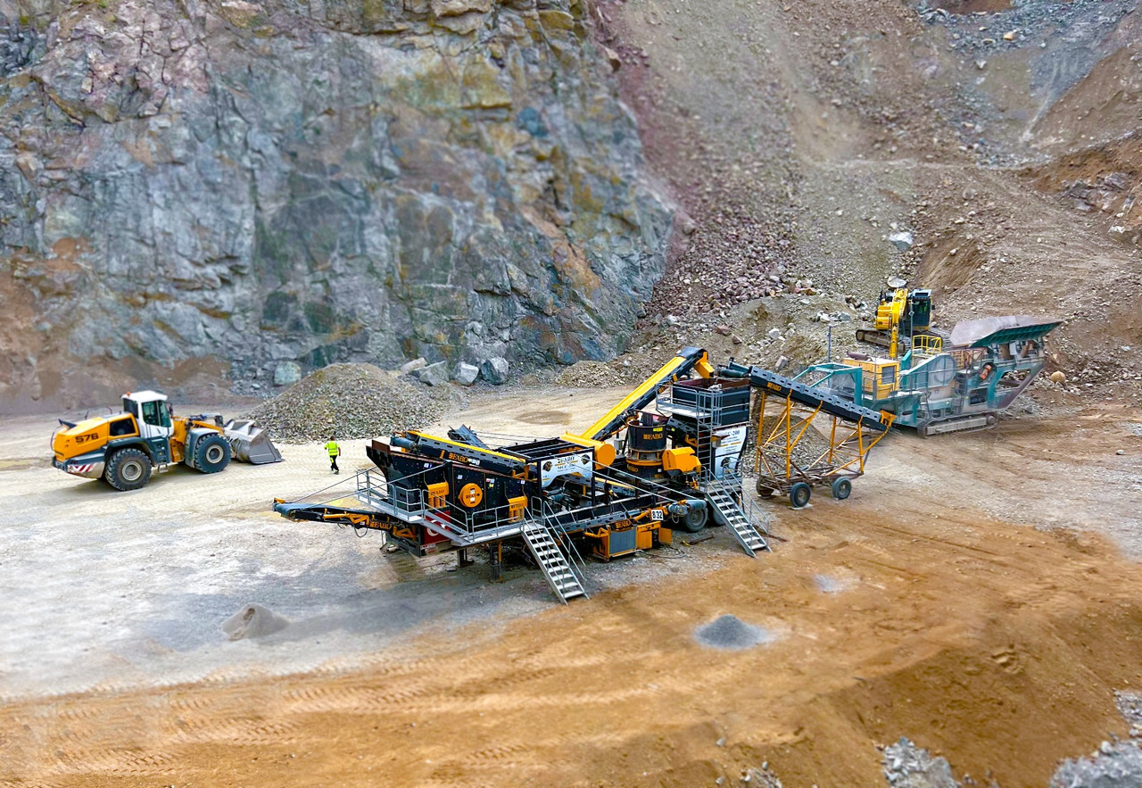 FABO mining machinery - crushing plant - Maquinaria para minería: foto 2 FABO mining machinery - crushing plant - Maquinaria para minería: foto 2