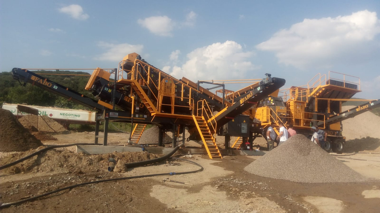 Trituradora de mandíbula nuevo FABO mobile jaw crusher: foto 12