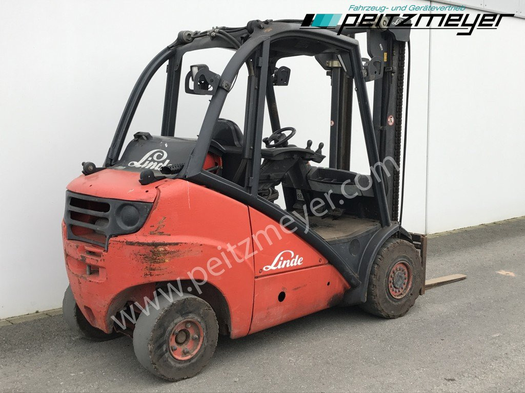 LINDE Gabelstapler H 35 T Gas + Seitenschieber - Carretilla elevadora de gas: foto 3 LINDE Gabelstapler H 35 T Gas + Seitenschieber - Carretilla elevadora de gas: foto 3