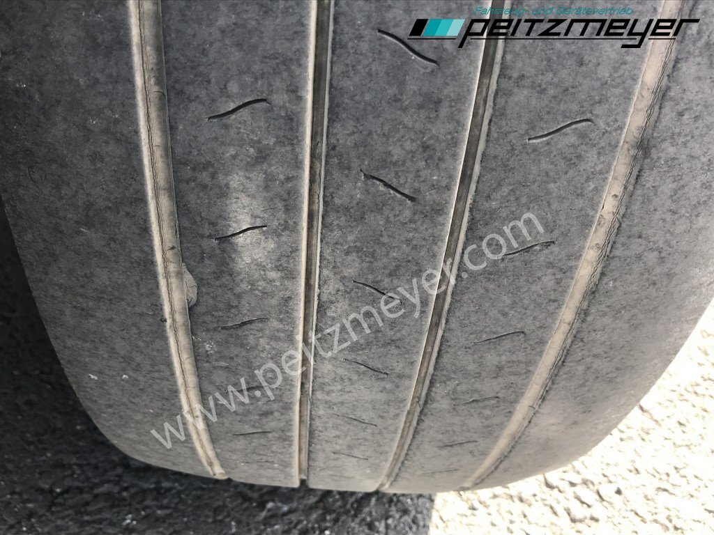 Camión lona MERCEDES-BENZ Actros 1832 LL Pritsche + LBW EU 6: foto 30