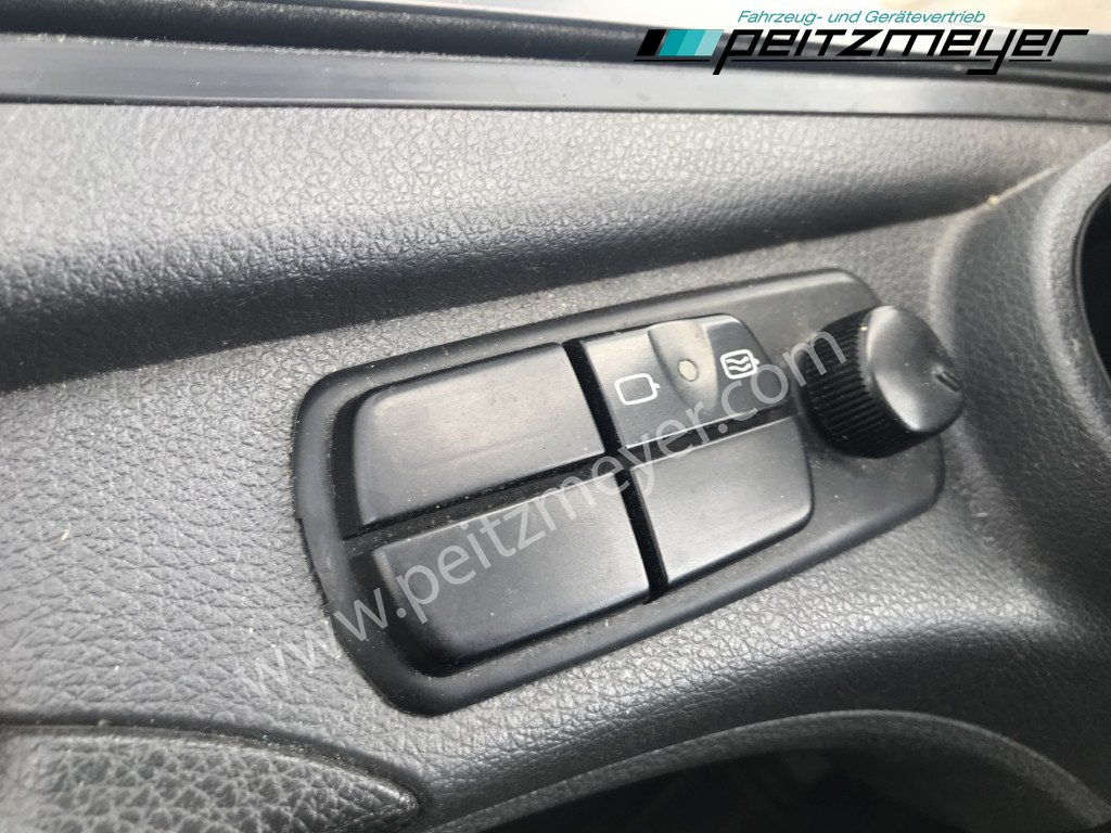 Camión frigorífico MERCEDES-BENZ Atego 818 L Tiefkühlkoffer m. Trennwand, Thermo T 800, LBW, Klima: foto 17