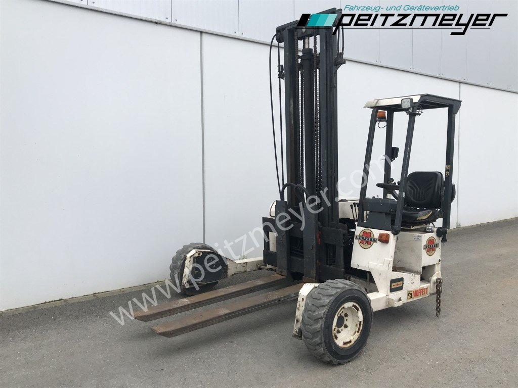 Moffett Mitnahmestapler M 2003 STM Allrad, UVV in 09/25 neu - Carretilla elevadora transportable: foto 1 Moffett Mitnahmestapler M 2003 STM Allrad, UVV in 09/25 neu - Carretilla elevadora transportable: foto 1