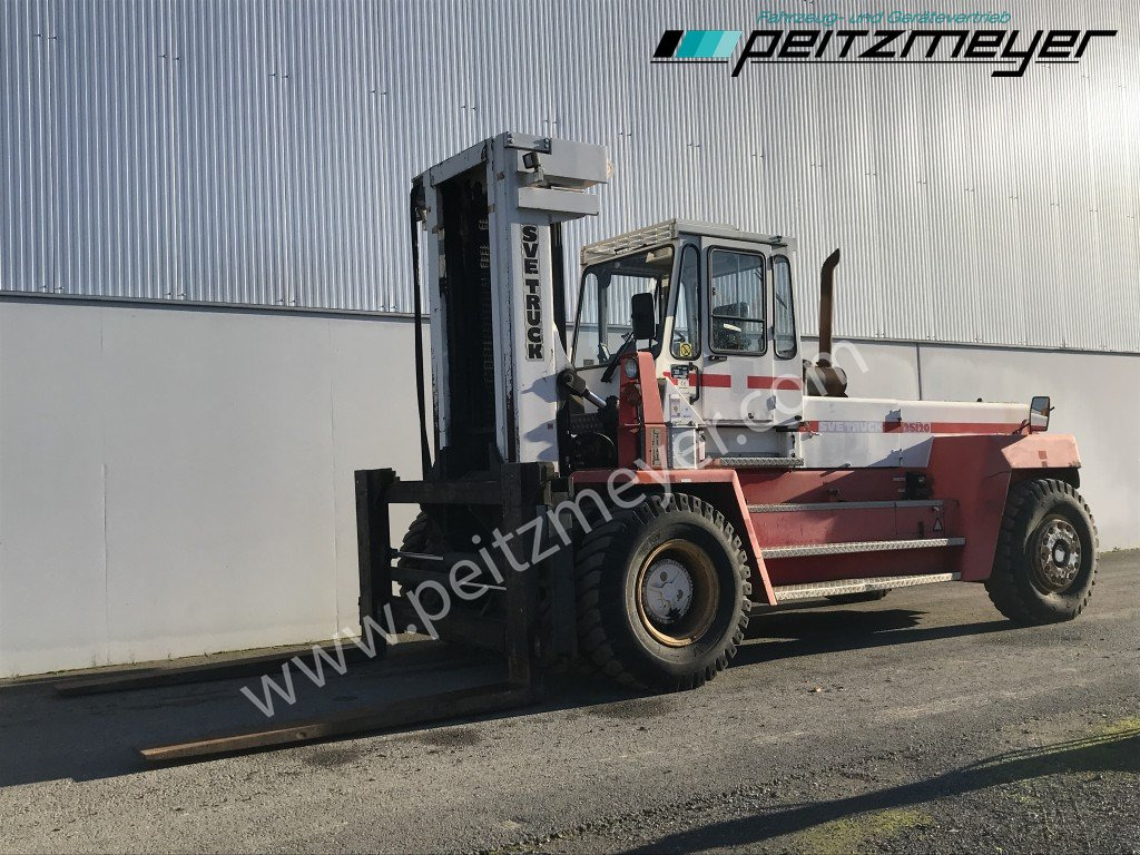 Svetruck Gabelstapler 25120-45 drehbarer Fahrersitz - Carretilla elevadora diésel: foto 1 Svetruck Gabelstapler 25120-45 drehbarer Fahrersitz - Carretilla elevadora diésel: foto 1