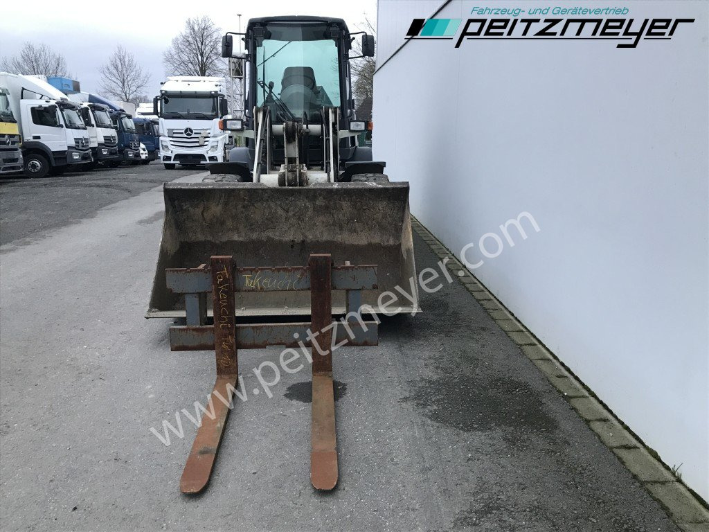 TAKEUCHI RADLADER TW 10 - Cargadora de ruedas: foto 5 TAKEUCHI RADLADER TW 10 - Cargadora de ruedas: foto 5