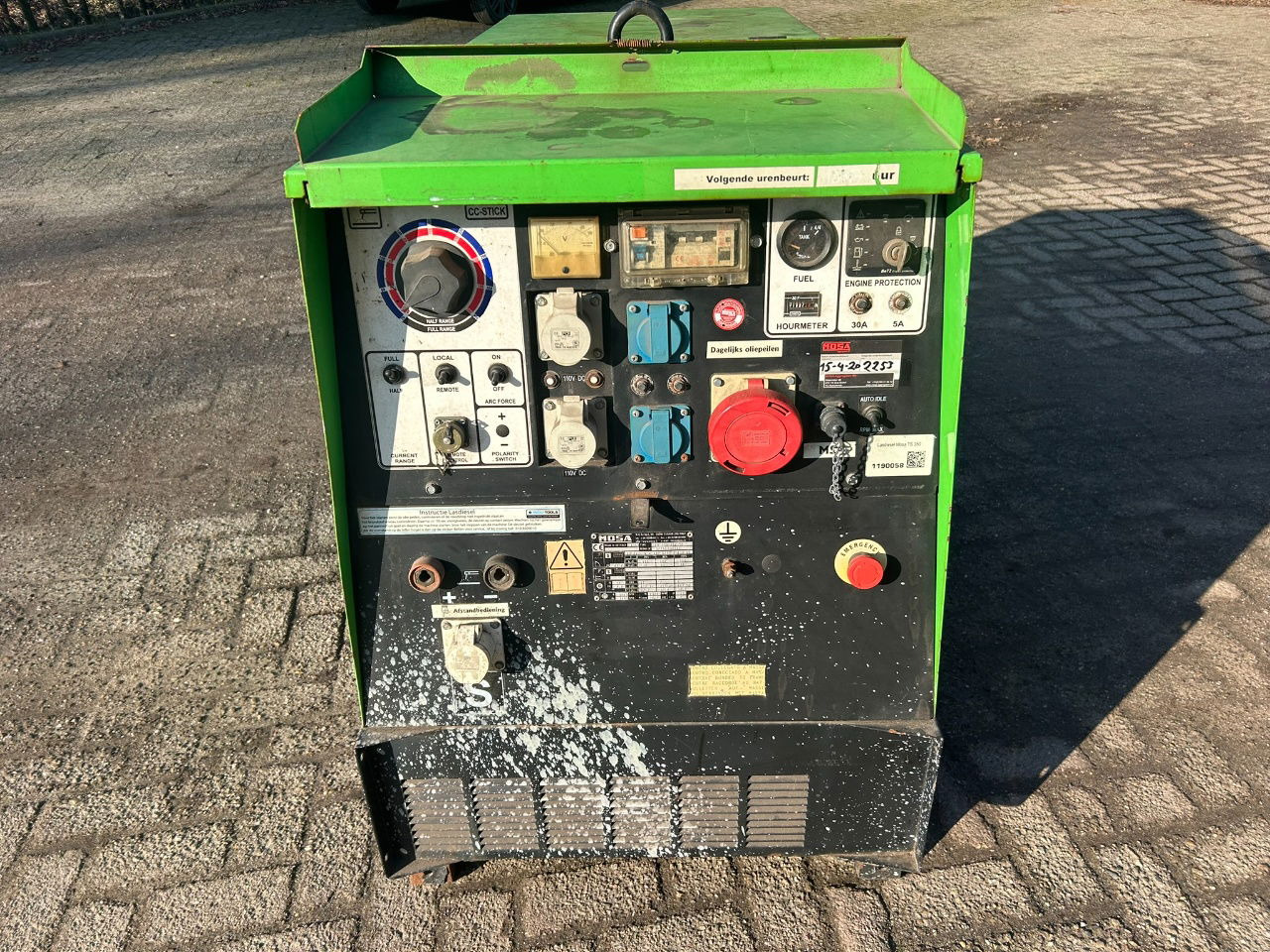 Boxer Mosa 12 kva Te huur Mosa aggregaat TS 350 X 12 kva - Generador industriale: foto 3 Boxer Mosa 12 kva Te huur Mosa aggregaat TS 350 X 12 kva - Generador industriale: foto 3