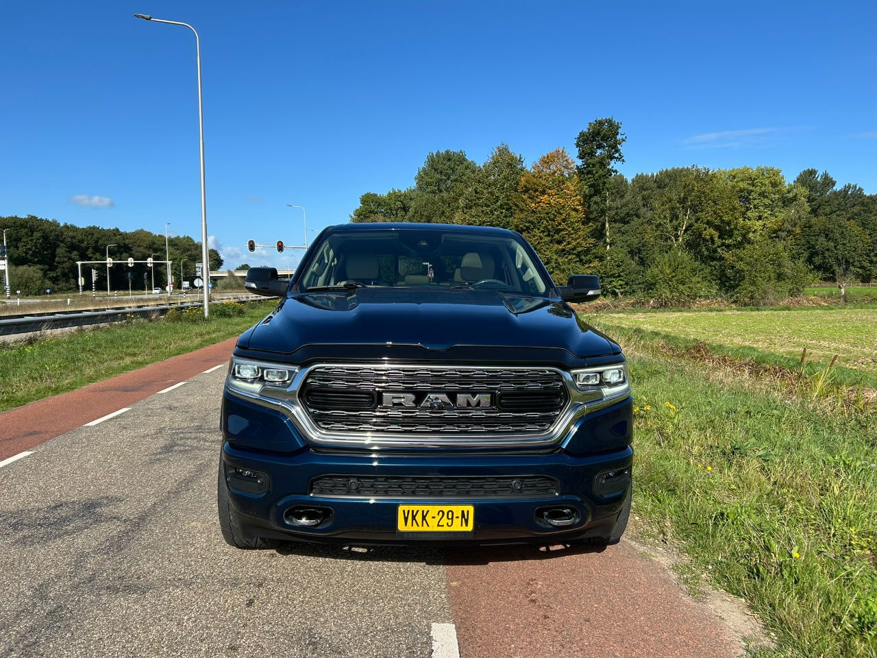 Dodge Ram Pick Up 1500 5.7 V8 4x4 Creb Cab Limeted Hemi Etorque - Pick-up: foto 2 Dodge Ram Pick Up 1500 5.7 V8 4x4 Creb Cab Limeted Hemi Etorque - Pick-up: foto 2