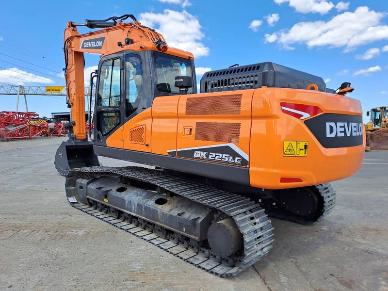 Doosan DX225LC-7M - Excavadora de cadenas: foto 2 Doosan DX225LC-7M - Excavadora de cadenas: foto 2
