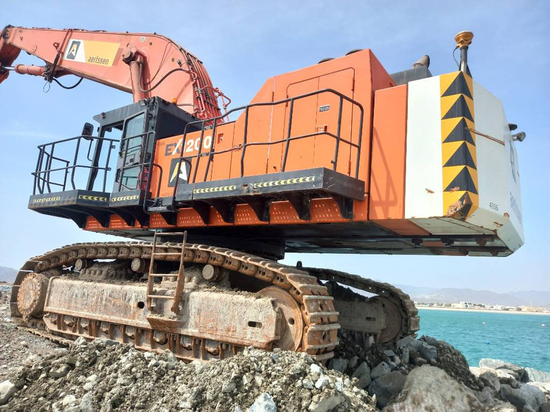 Hitachi EX 1200-6 (Abu Dhabi) - Excavadora: foto 5 Hitachi EX 1200-6 (Abu Dhabi) - Excavadora: foto 5