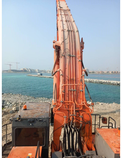 Excavadora Hitachi EX1200-6 Longreach 28m (Abu Dhabi): foto 6