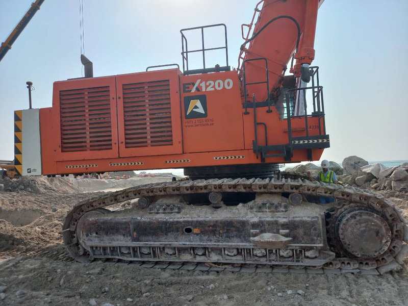 Excavadora Hitachi EX1200-6 Longreach 28m (Abu Dhabi): foto 5