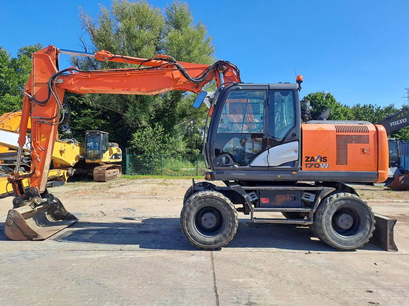 Hitachi ZX 170 W-5 B - Excavadora de ruedas: foto 1 Hitachi ZX 170 W-5 B - Excavadora de ruedas: foto 1