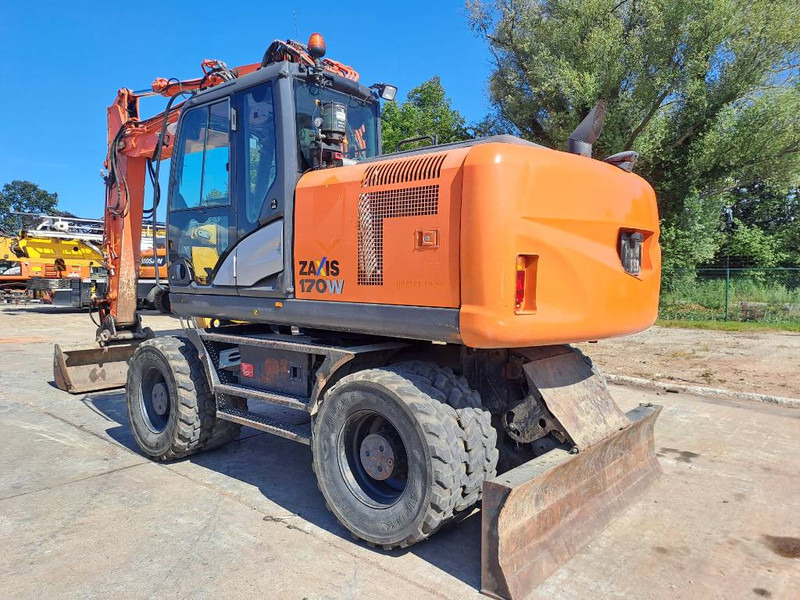 Hitachi ZX 170 W-5 B - Excavadora de ruedas: foto 2 Hitachi ZX 170 W-5 B - Excavadora de ruedas: foto 2