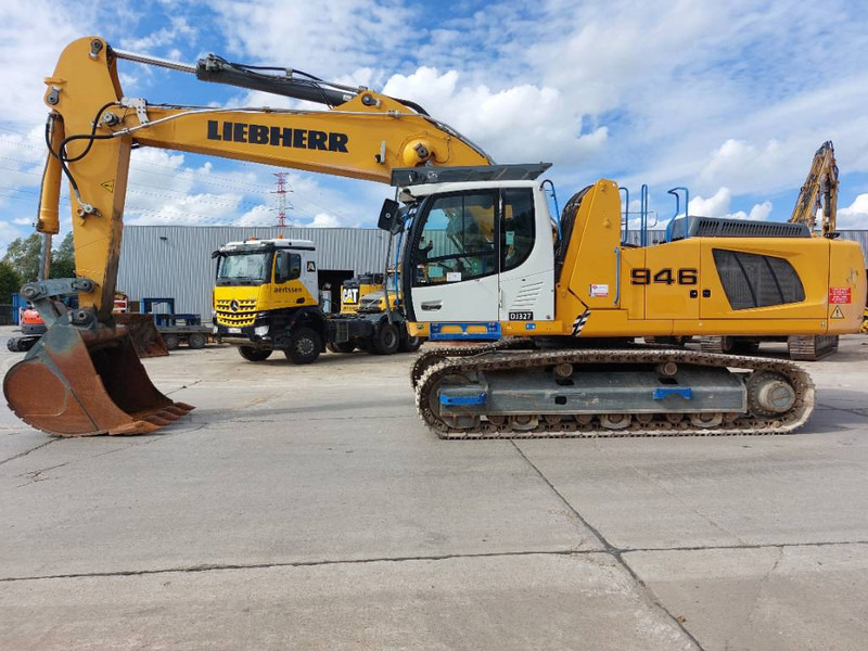 Liebherr R946 LC (Lifting Cab) - Excavadora de cadenas: foto 1 Liebherr R946 LC (Lifting Cab) - Excavadora de cadenas: foto 1