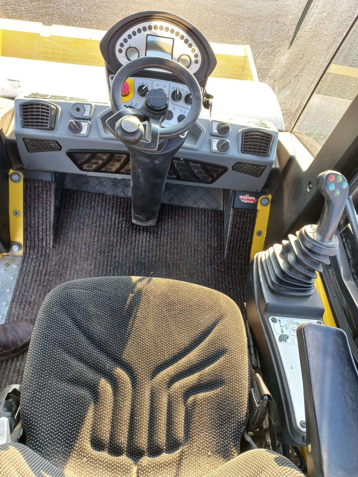 BOMAG BW177D-5 - Compactador: foto 5 BOMAG BW177D-5 - Compactador: foto 5