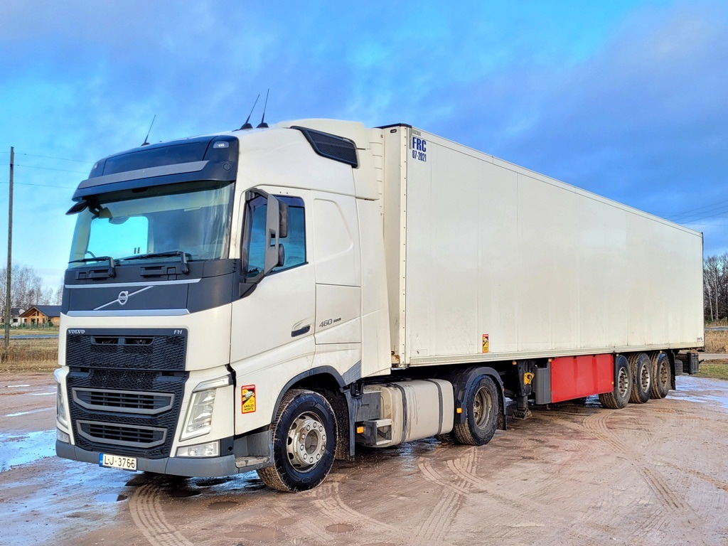 Volvo FH460 + refrigerated semi-trailer - Cabeza tractora: foto 3 Volvo FH460 + refrigerated semi-trailer - Cabeza tractora: foto 3