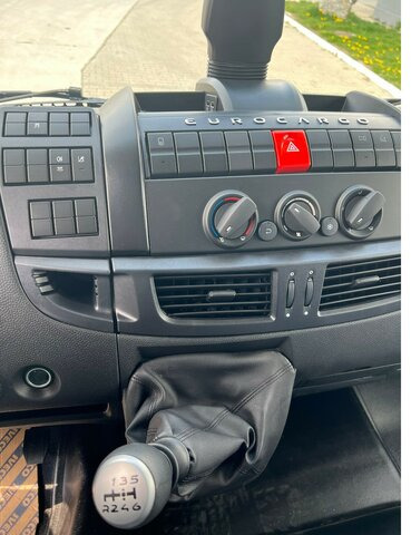 IVECO EuroCargo ML120E21 + PTO CLIMA DAB... - Camión chasis: foto 5 IVECO EuroCargo ML120E21 + PTO CLIMA DAB... - Camión chasis: foto 5