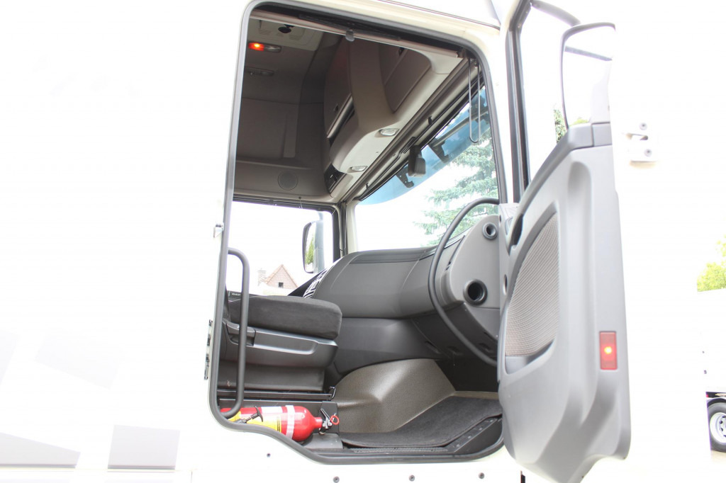 Cabeza tractora Daf 510 SSC  Retarder  Kühlbox  2 Tanks  Standklima: foto 15